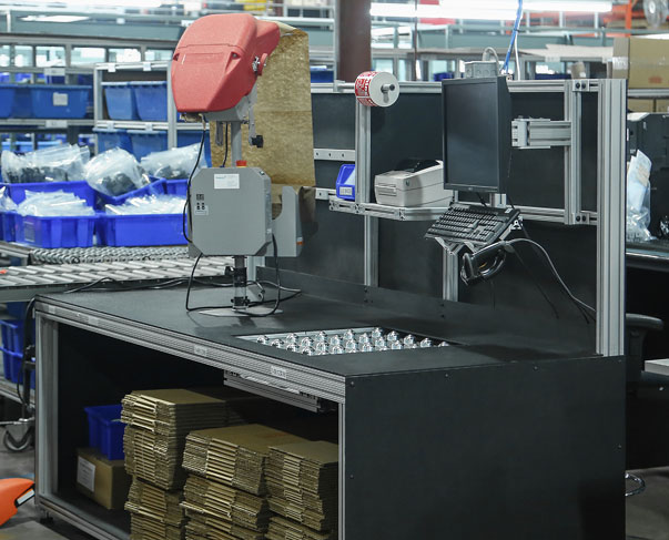 Custom T-slot Aluminum Ergonomic Workstations